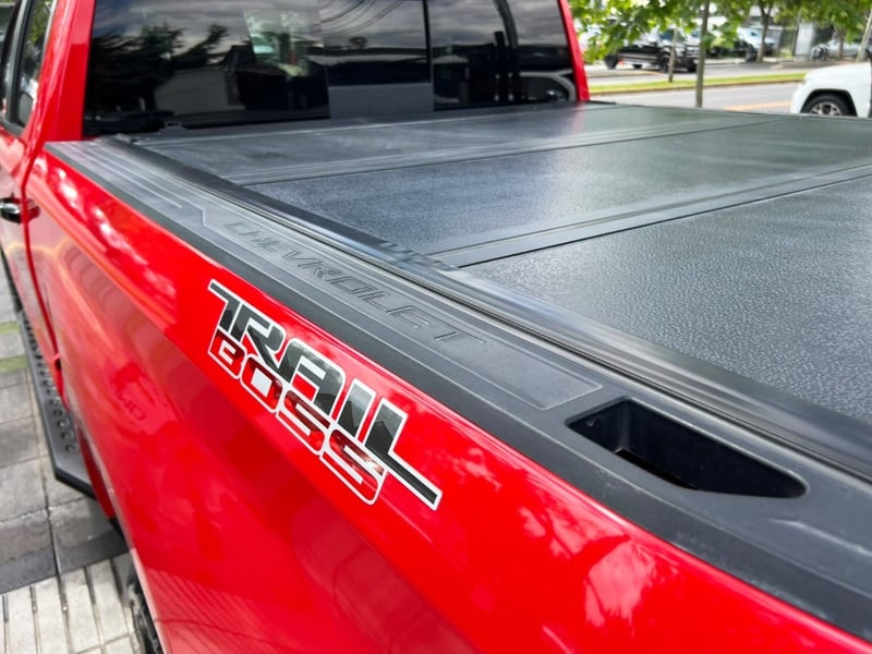 Chevrolet SILVERADO LT TRAIL BOSS 5.3 2021 - Imagen 9 de 10