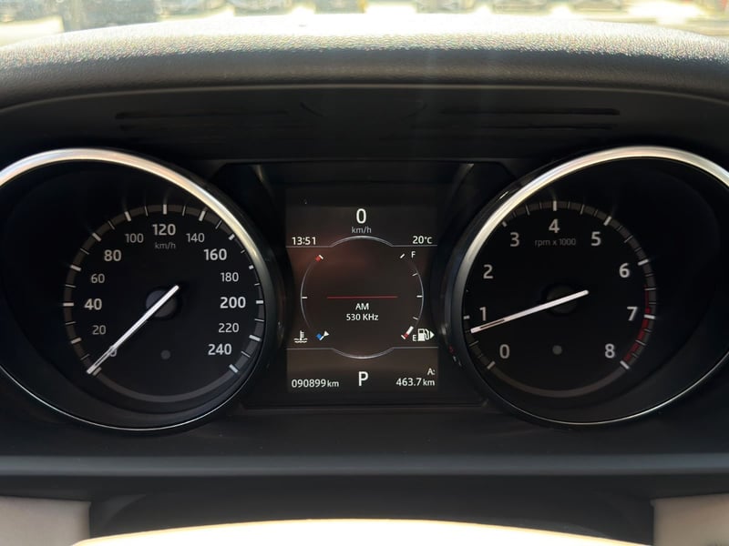Land Rover DISCOVERY 3.0 2018 - Imagen 10 de 10