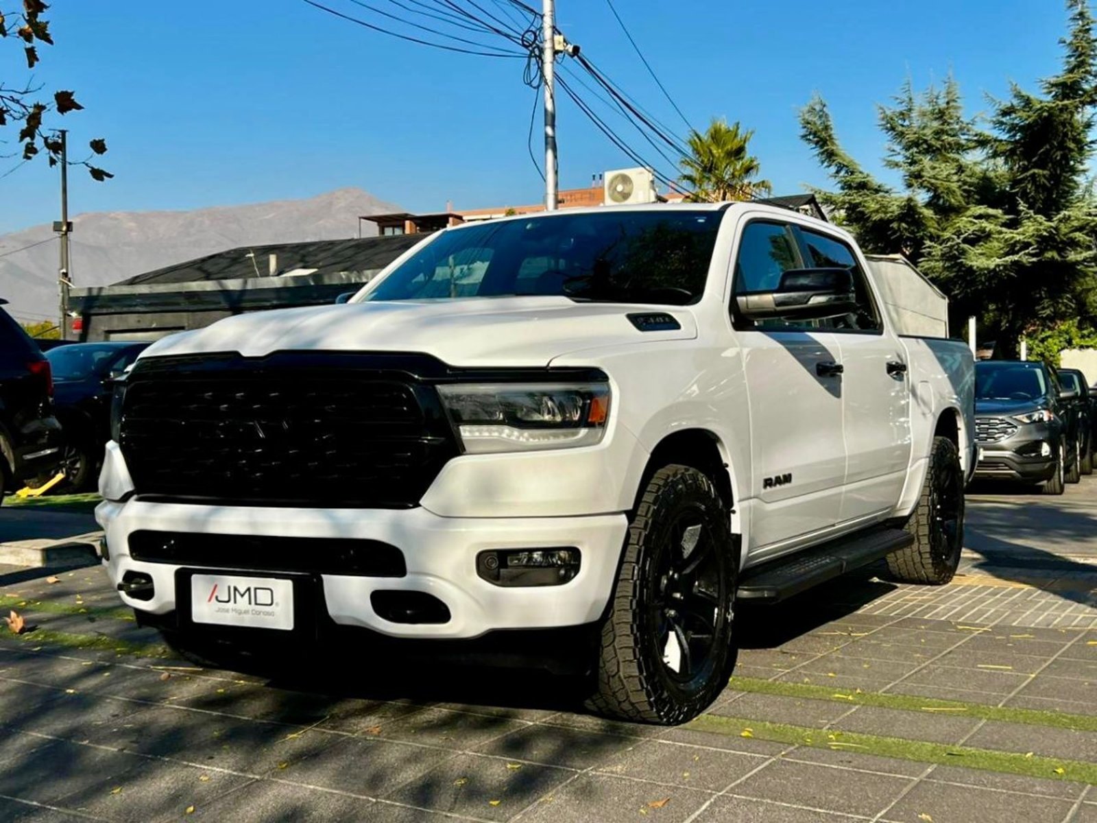 RAM 1500 BIG HORN E -TORQUE 4X4 3.6 AT 2023 - Foto 3 de 10