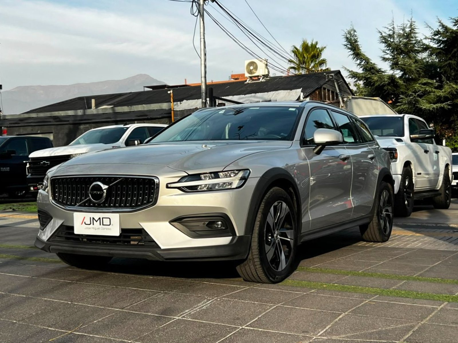 Volvo V60 CROSS COUNTRY B5 AWD 2023 - Foto 3 de 10