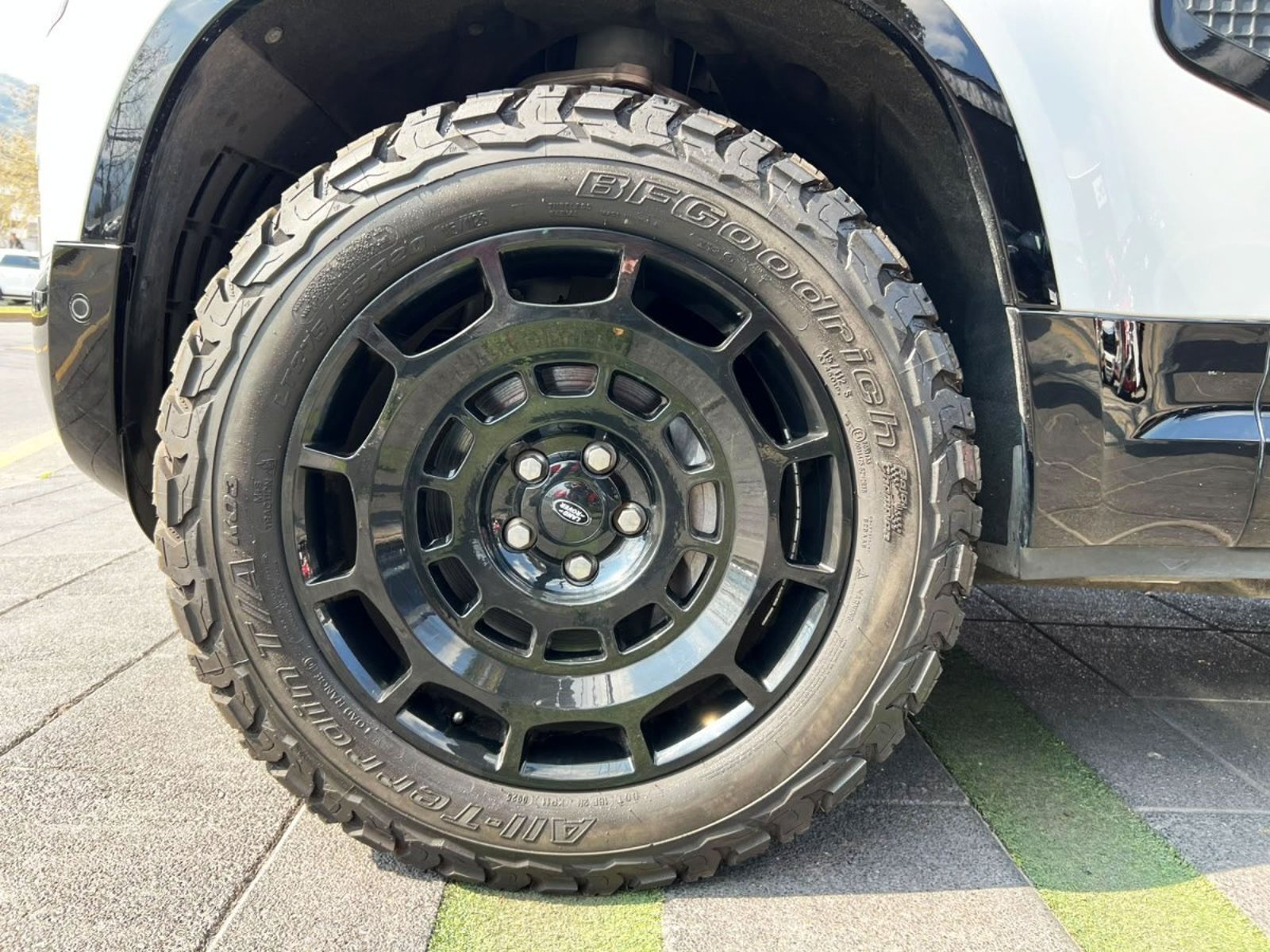 Land Rover DEFENDER 3.0 110 X-DYNAMIC S 2023 - Imagen 10 de 10