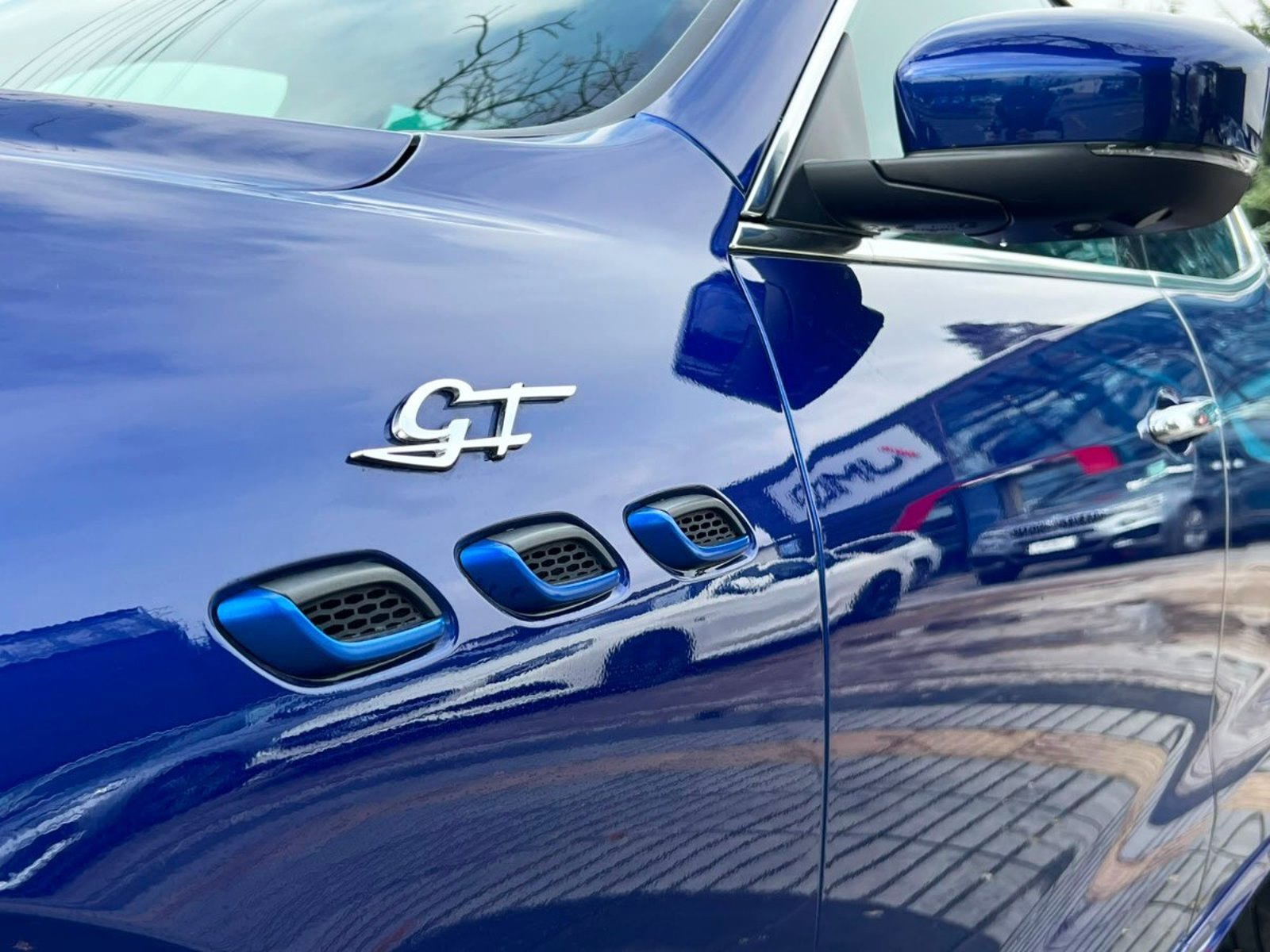Maserati LEVANTE GT 2.0 2023 - Imagen 7 de 10