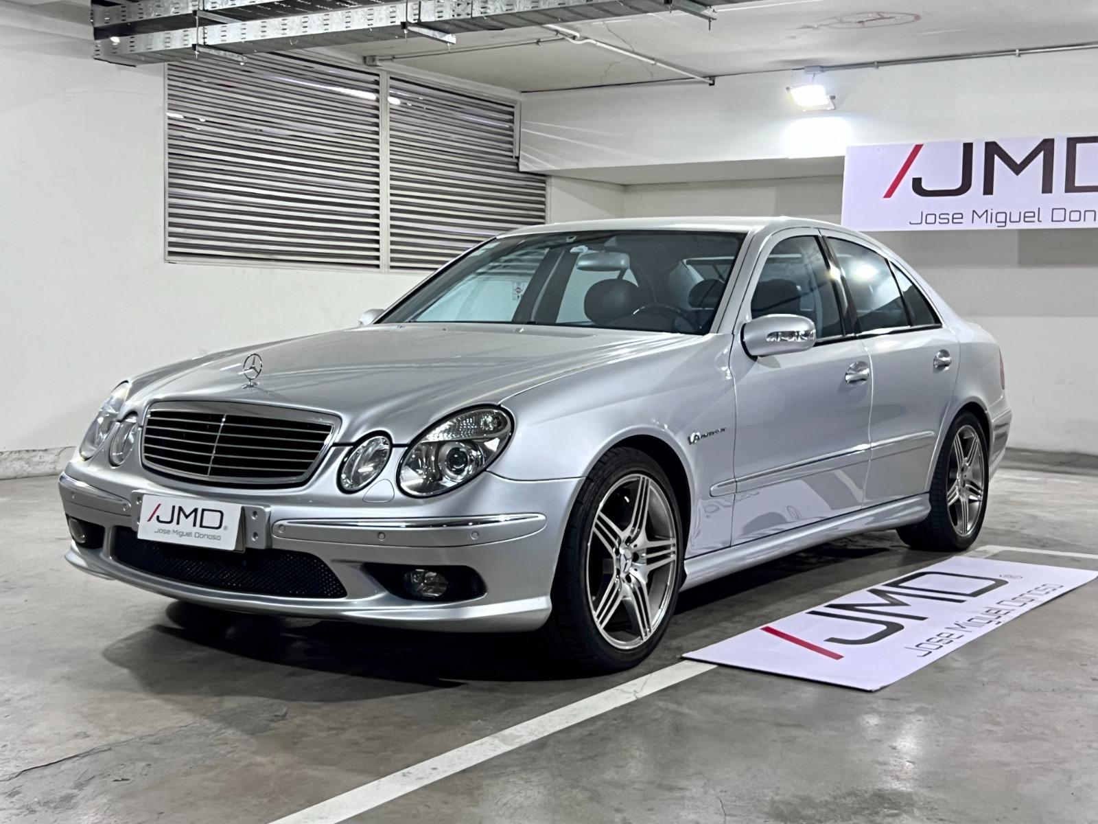 Mercedes-Benz E 55 AMG KOMPRESSOR 5.5 2006 - Foto 3 de 10