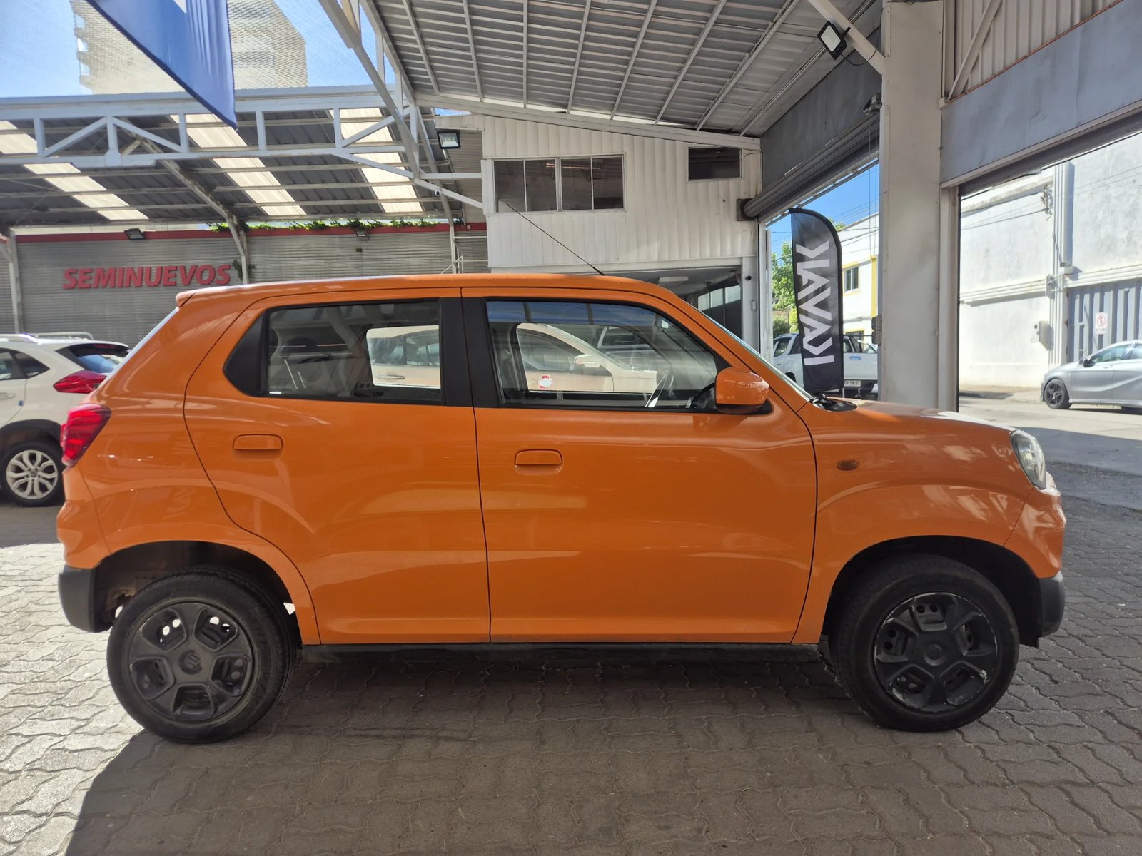 Suzuki SPRESSO GLX HB 2023 - Foto 2 de 5