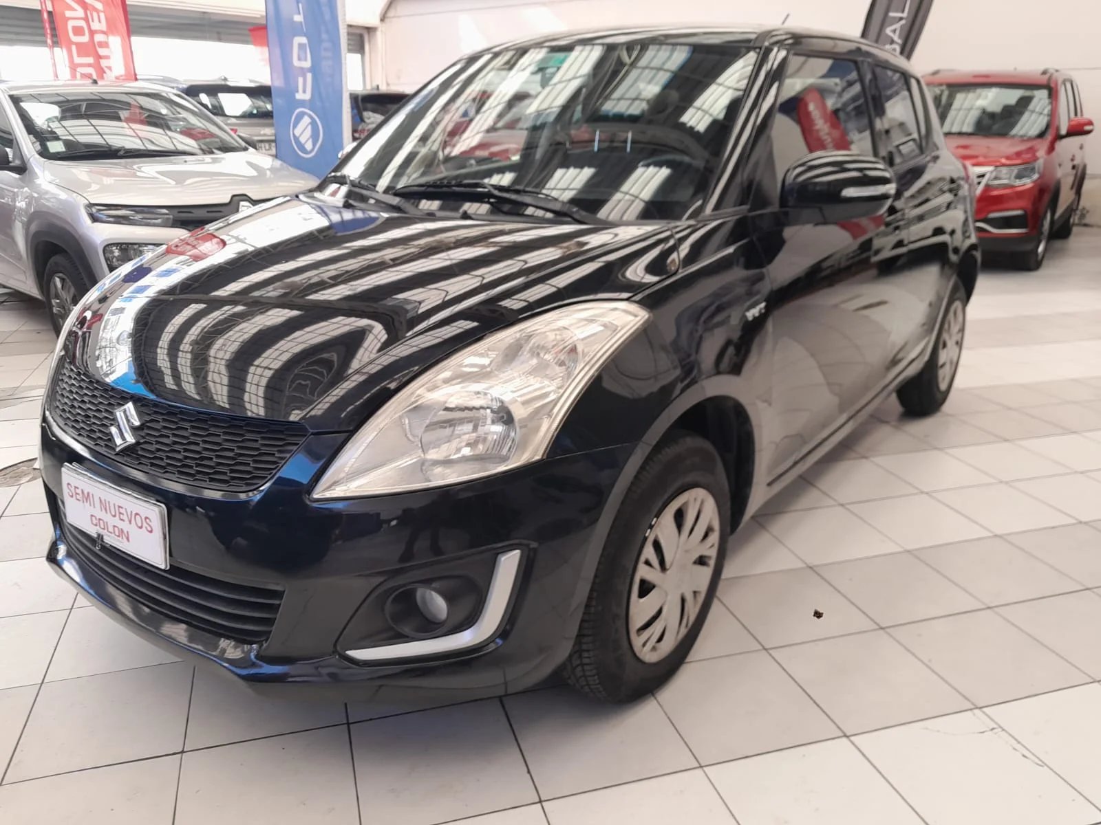 Suzuki SWIFT GL 1.2 2017 - Foto 2 de 10