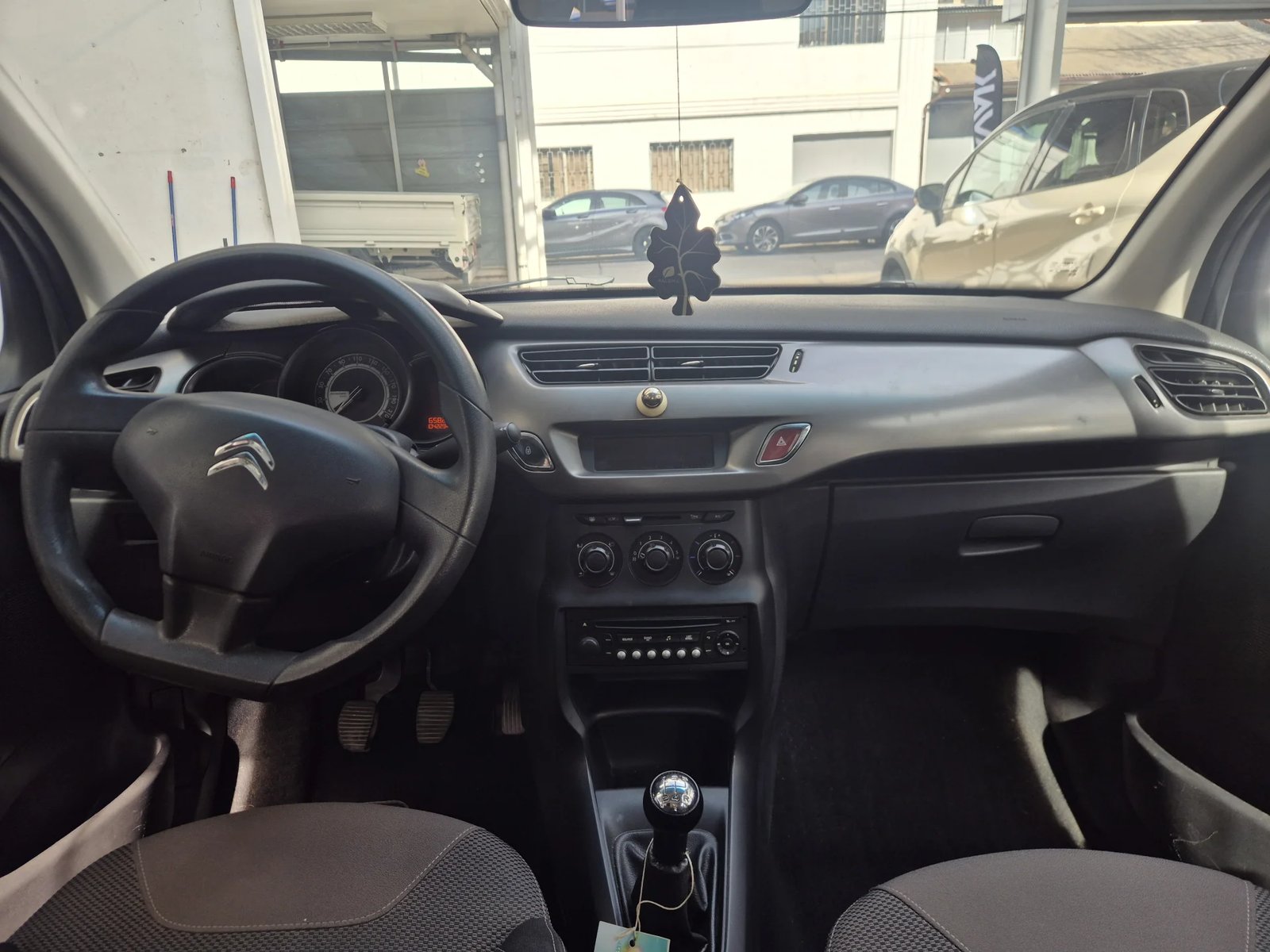 Citroën C3 HDI 1.4 2015 - Imagen 9 de 13