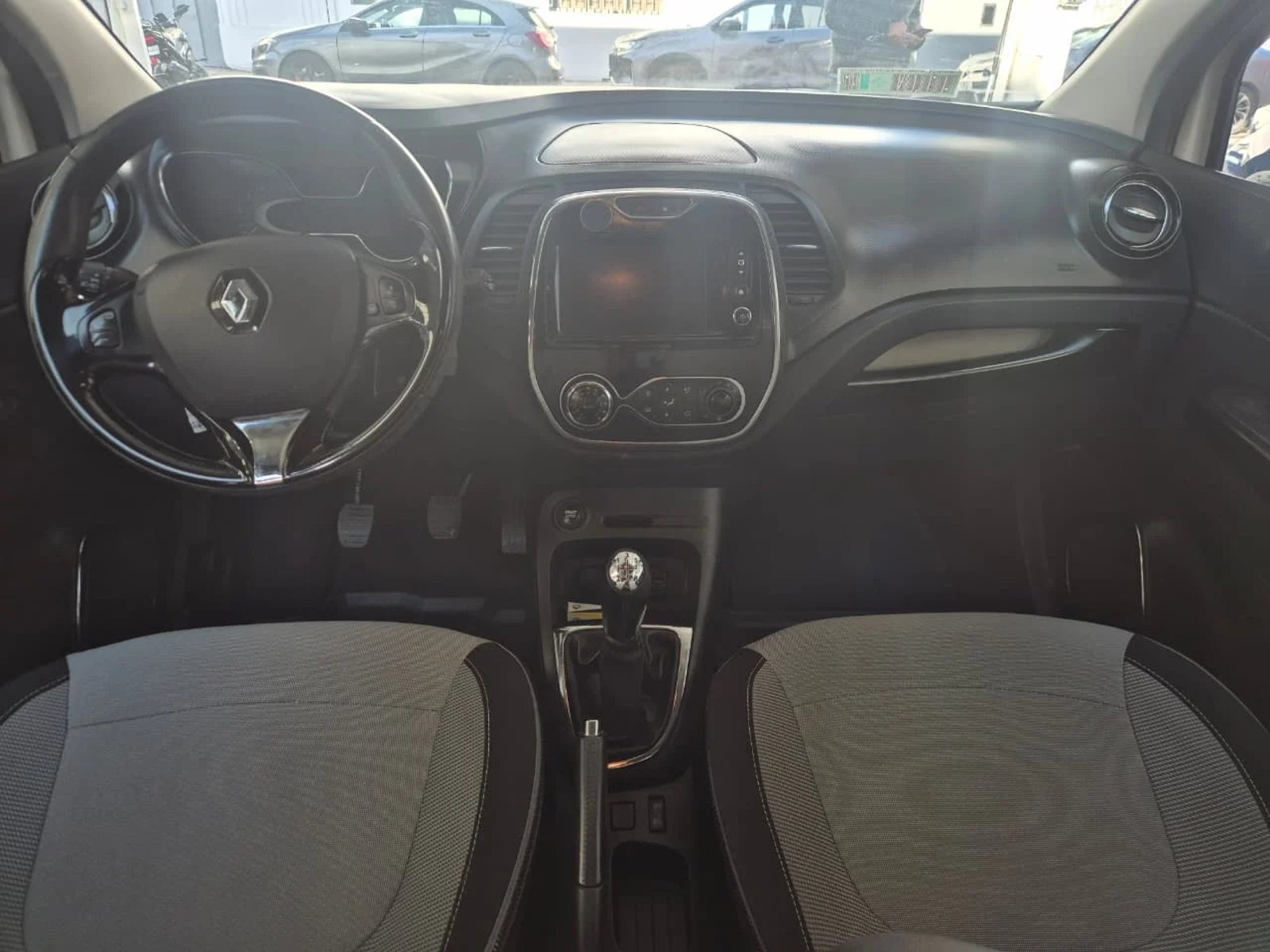 Renault CAPTUR DYNAMIQUE 1.5 2016 - Imagen 10 de 13
