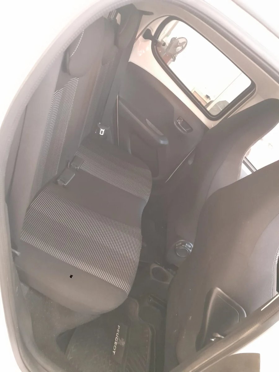 Peugeot 108 TOP ALLURE TN 1.2 PURETECH 2017 - Imagen 9 de 10