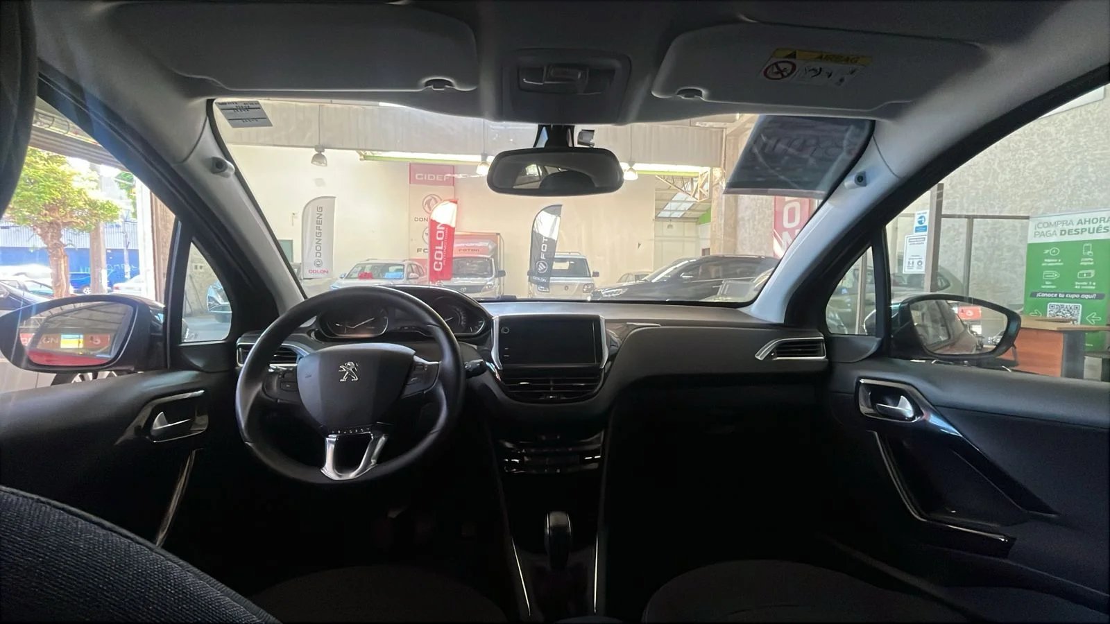 Peugeot 208 208 PURE TECH HB 1.2 2021 - Imagen 7 de 9