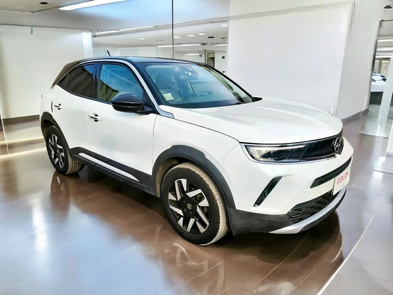 Opel MOKKA X ENJOY 1.2 MT6 130 2023 - Foto 3 de 9