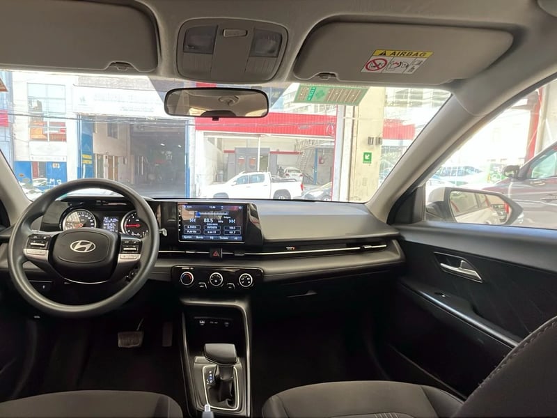 Hyundai ACCENT BN7I 1.5 AT PLUS 2025 - Imagen 7 de 10