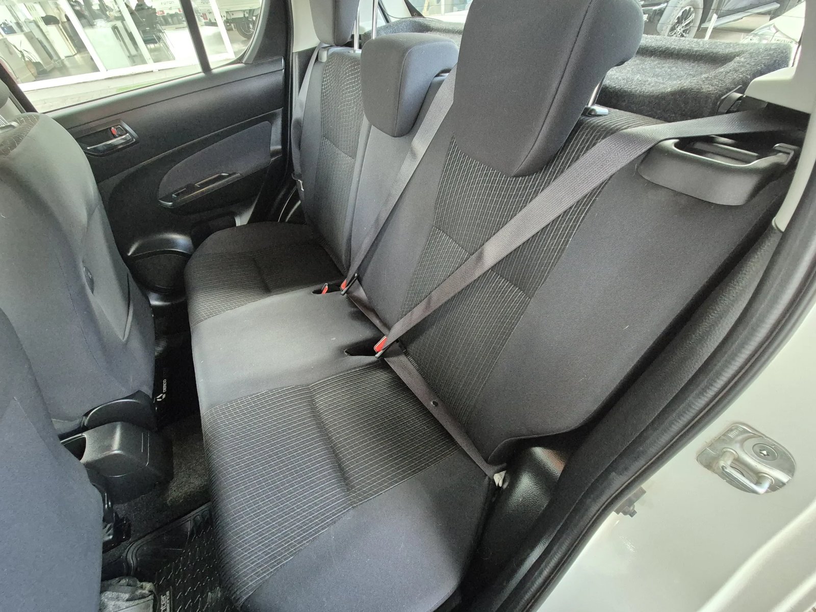 Suzuki SWIFT GLS HB 1.2 AUT 2016 - Imagen 12 de 14