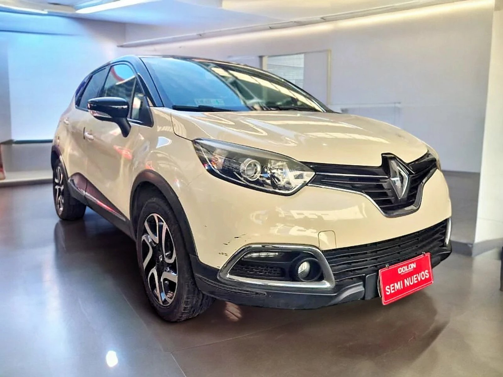 Renault CAPTUR DYNAMIQUE 1.5 2016 - Foto 2 de 13