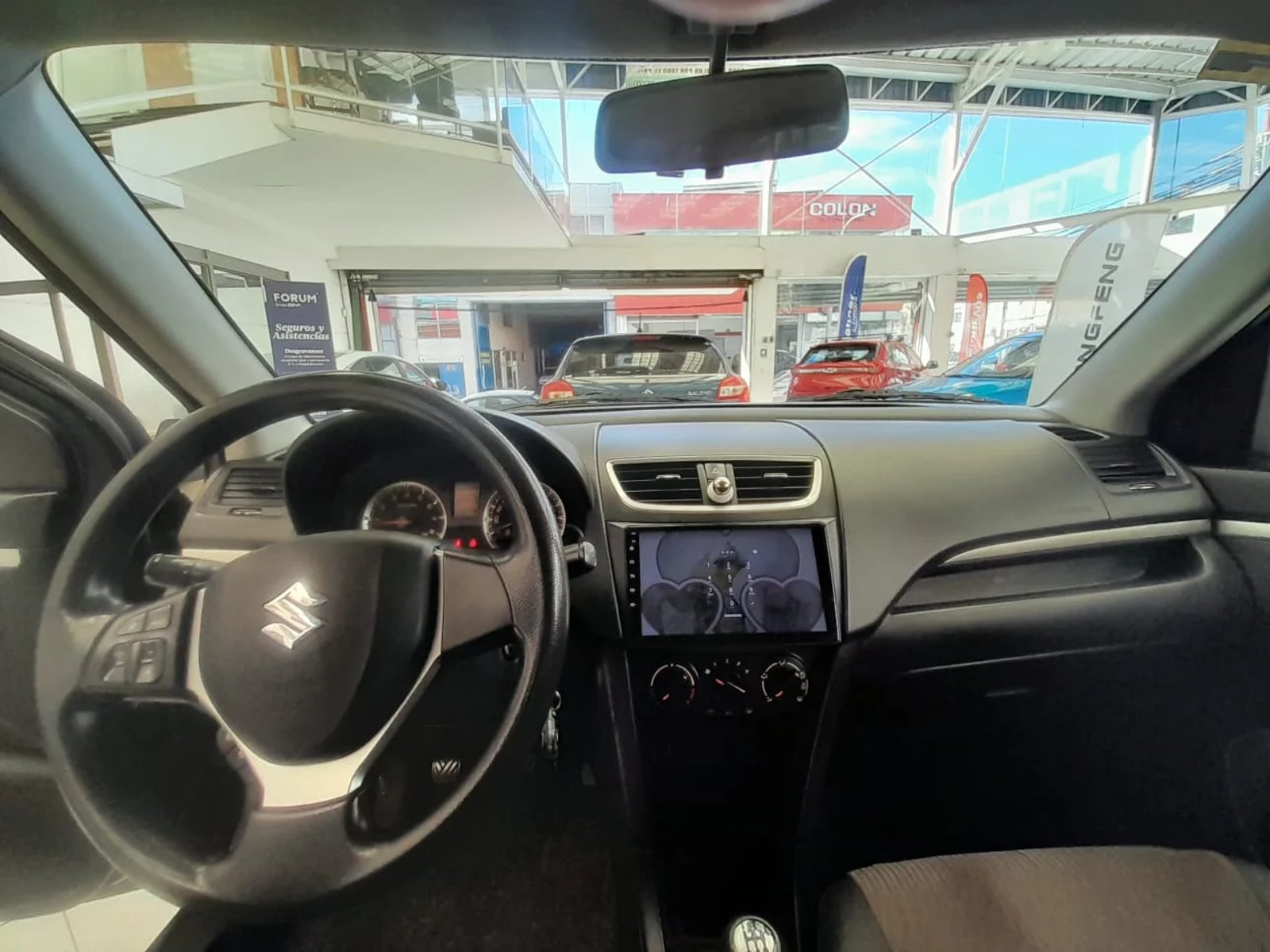 Suzuki SWIFT GL 1.2 2017 - Imagen 8 de 10