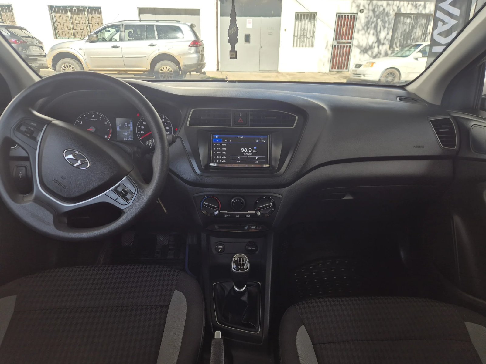 Hyundai I20 2019 - Imagen 9 de 13