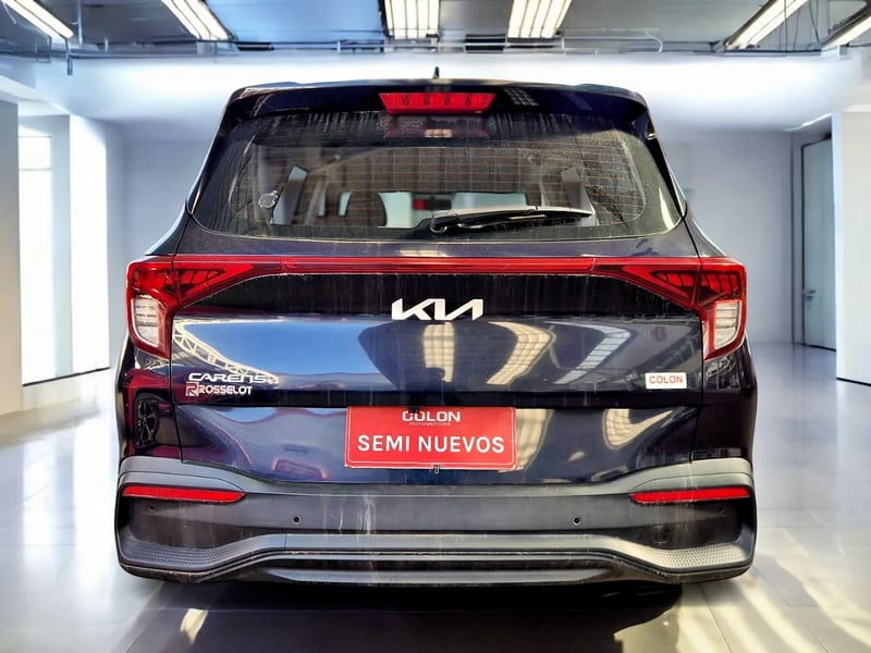 Kia CARENS LX 1.5 2023 - Imagen 4 de 8