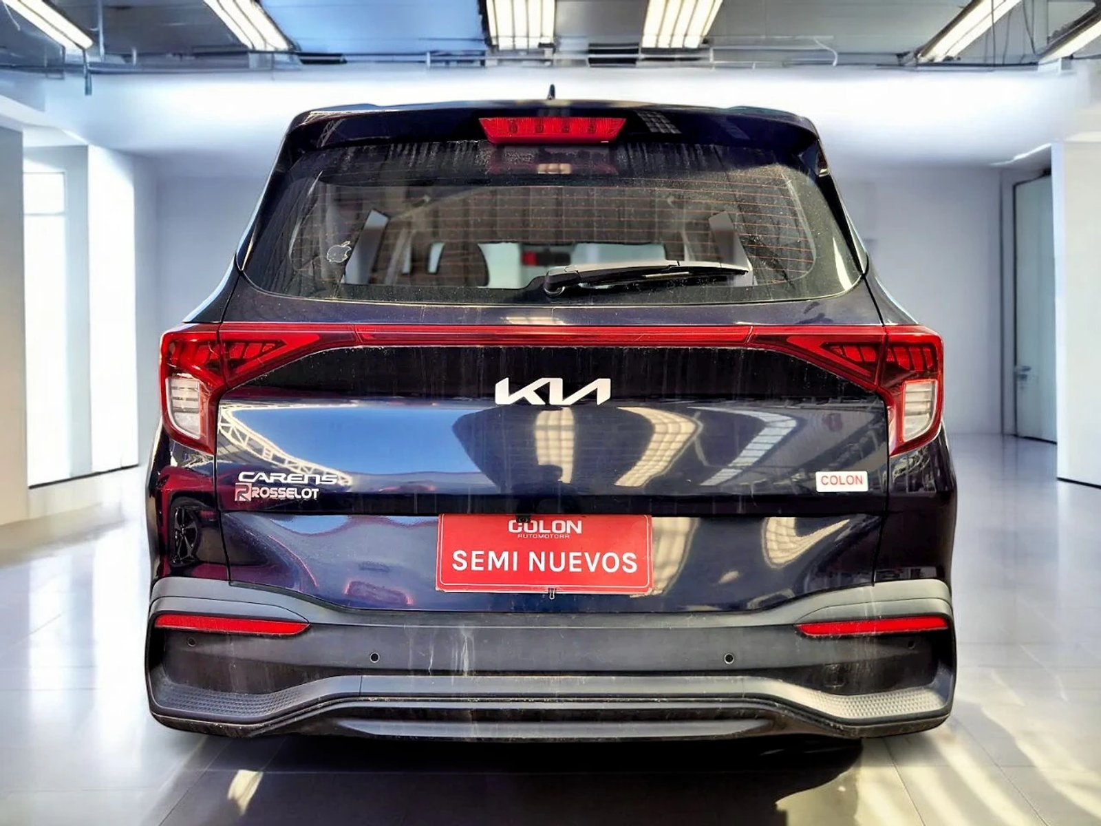 Kia CARENS LX 1.5 2023 - Foto 4 de 8