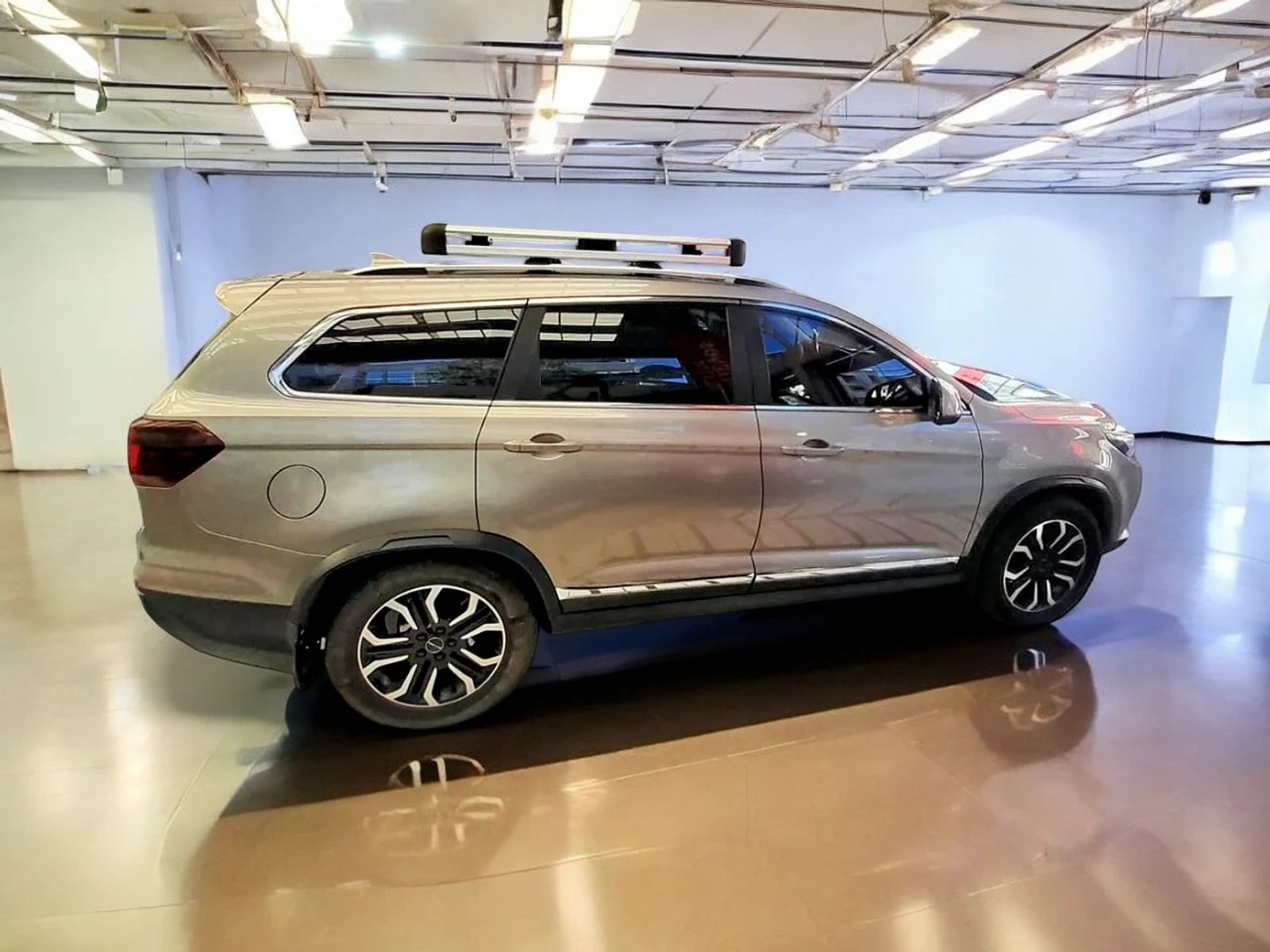 Dongfeng T5L 1.8T MT LUX 2024 - Foto 5 de 11