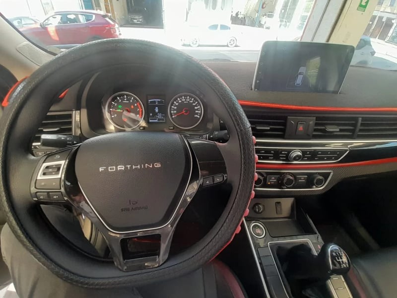 Dongfeng T5L 1.8T MT LUX 2024 - Imagen 7 de 11
