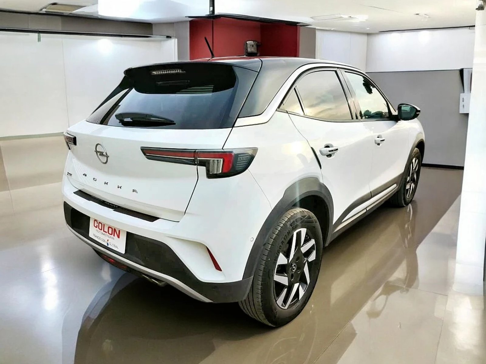 Opel MOKKA X ENJOY 1.2 MT6 130 2023 - Imagen 6 de 9