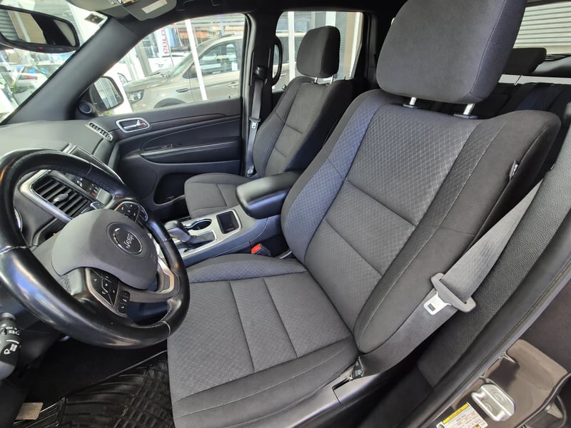 Jeep GRAND CHEROKEE LAREDO 4X2 3.6L 2021 - Imagen 11 de 12