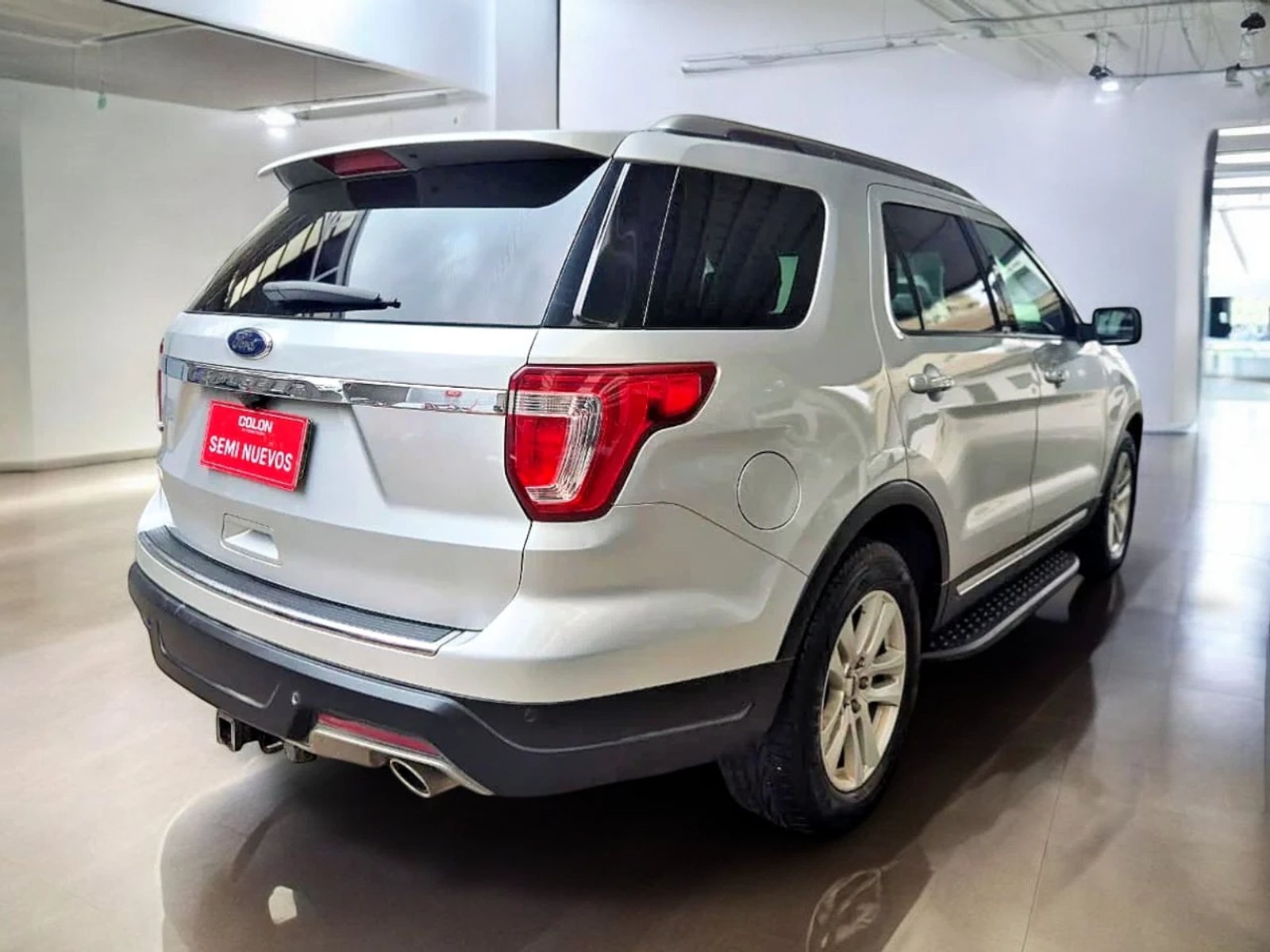 Ford EXPLORER XLT 3.5 AT 2019 - Imagen 6 de 14
