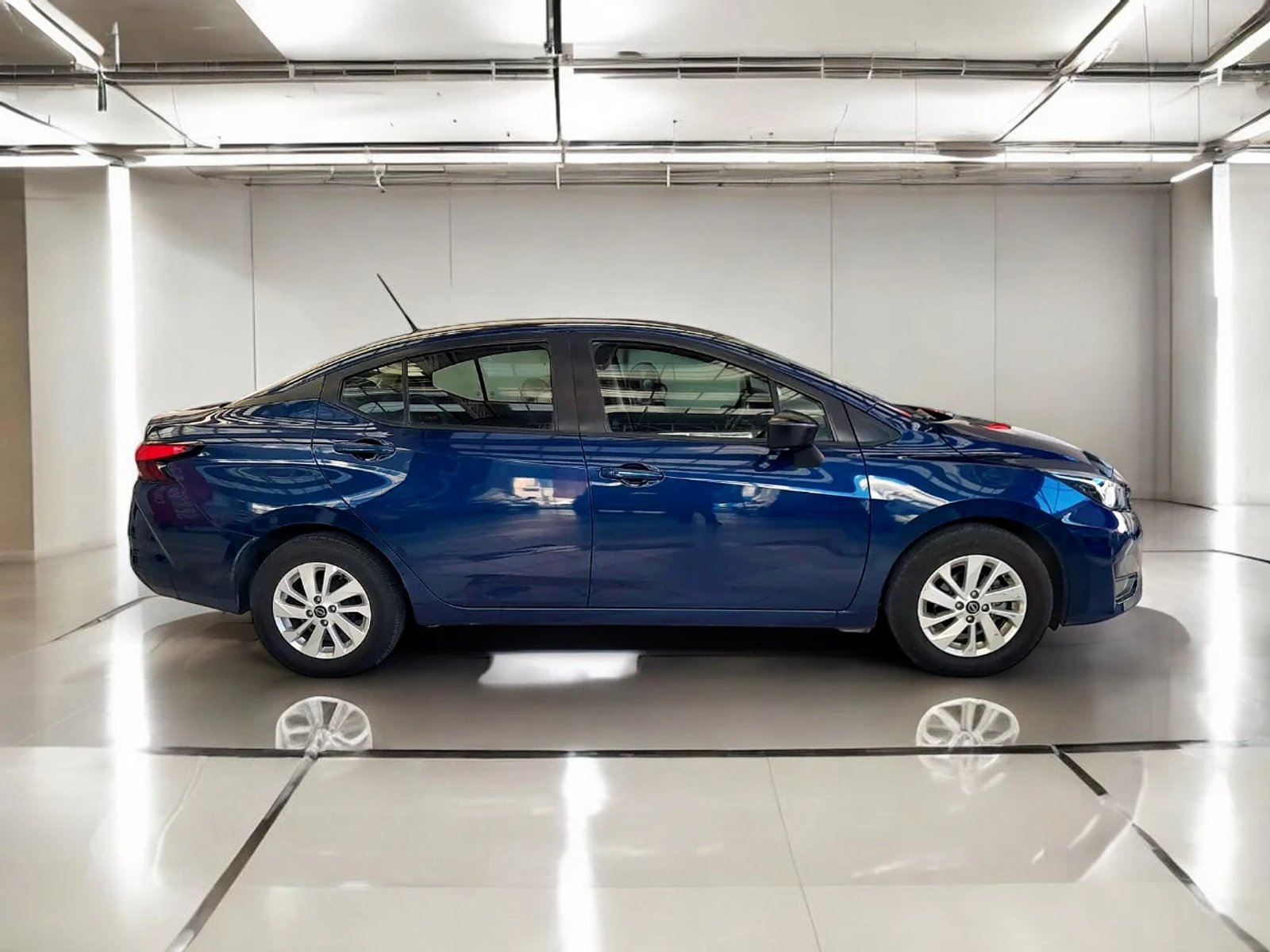Nissan VERSA 2024 - Foto 5 de 7