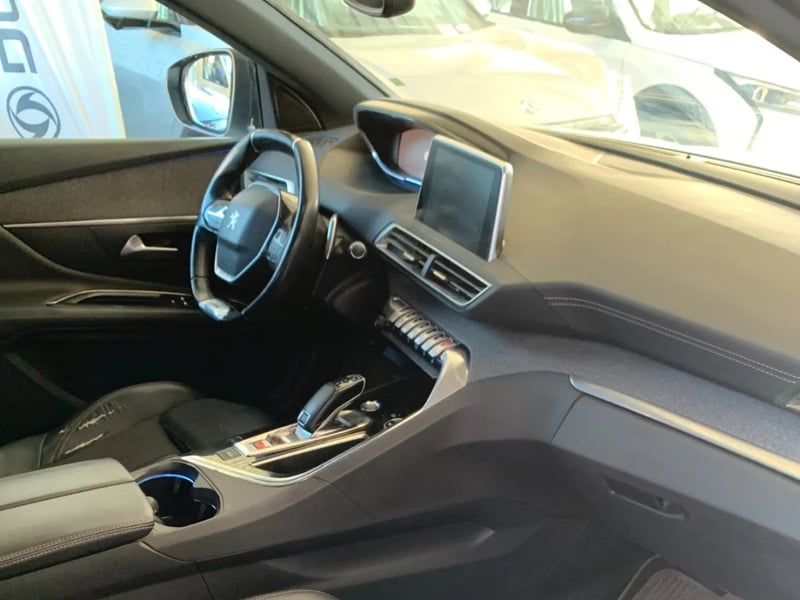 Peugeot 3008 GT BLUEHDI 130 EAT8 2021 - Imagen 8 de 9