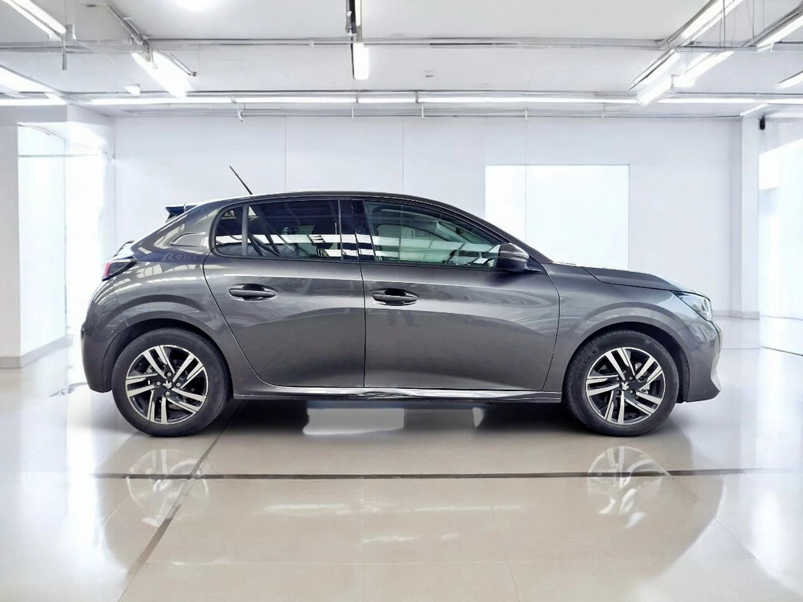 Peugeot 208 208 PURE TECH HB 1.2 2022 - Imagen 7 de 12