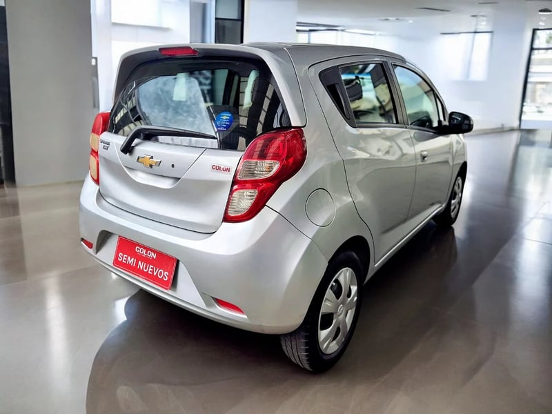 Chevrolet SPARK GT LT AC 1.2 2021 - Imagen 6 de 13
