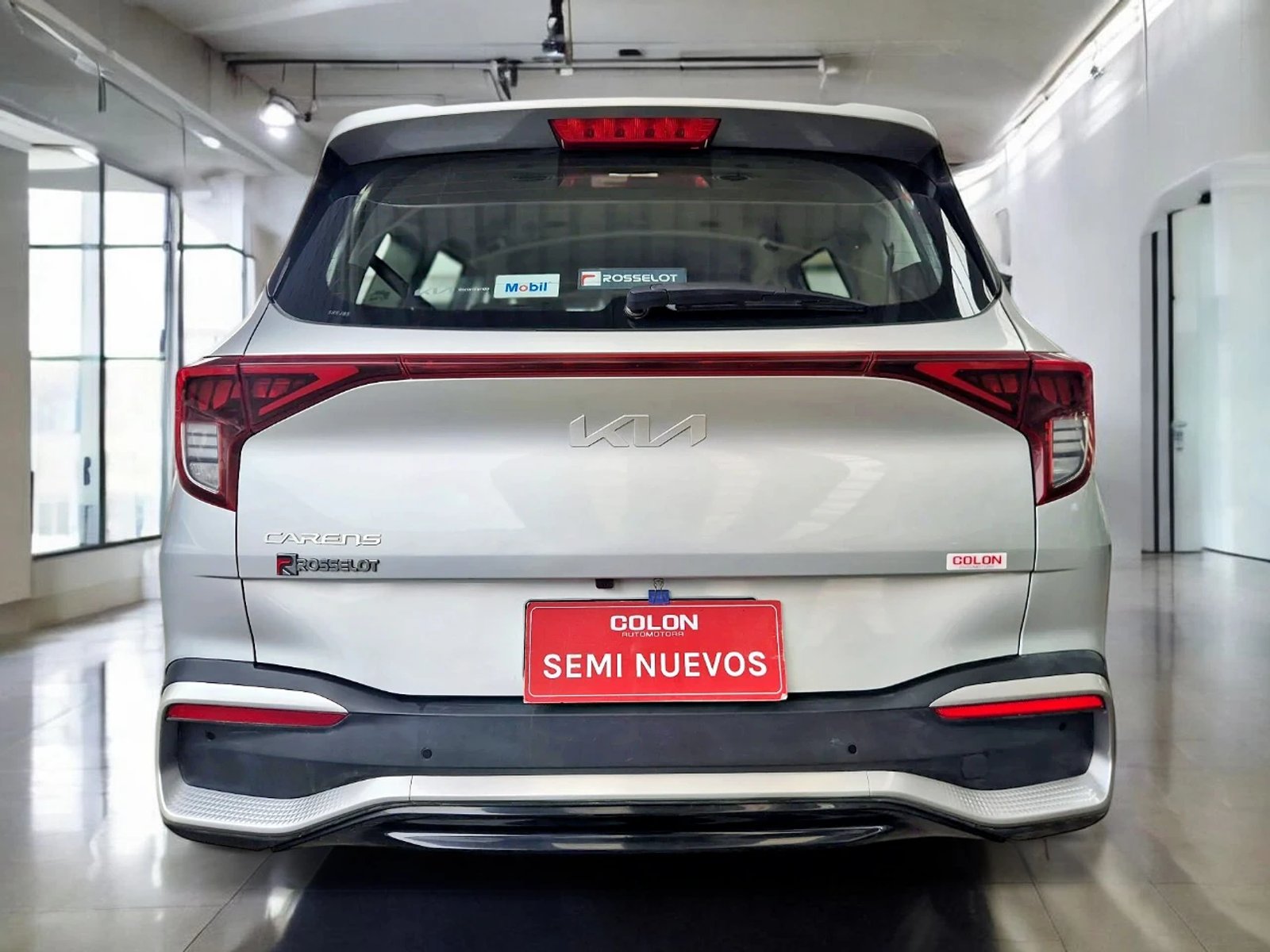 Kia CARENS EX 1.4L 7DCT TURBO-GDI FULL 7P 2023 - Imagen 9 de 15