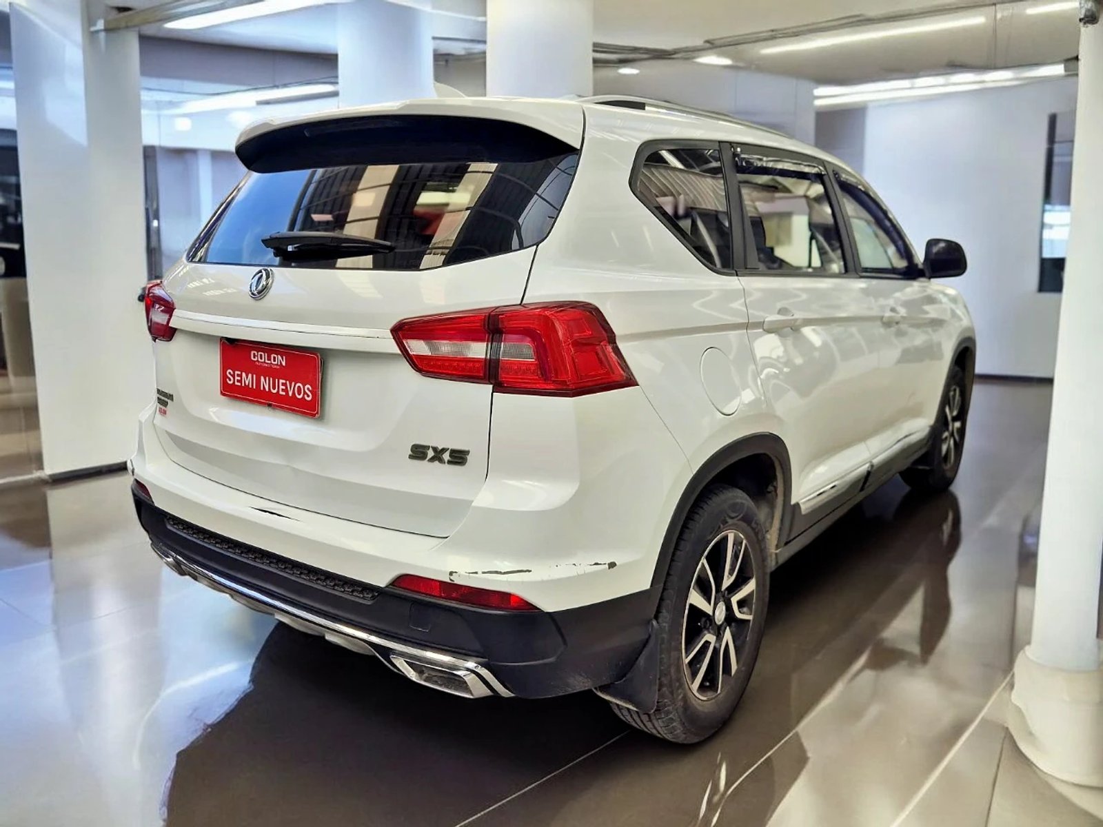 Dongfeng JOYEAR SX5 LUXURY MT 5 PS 2022 - Imagen 5 de 13