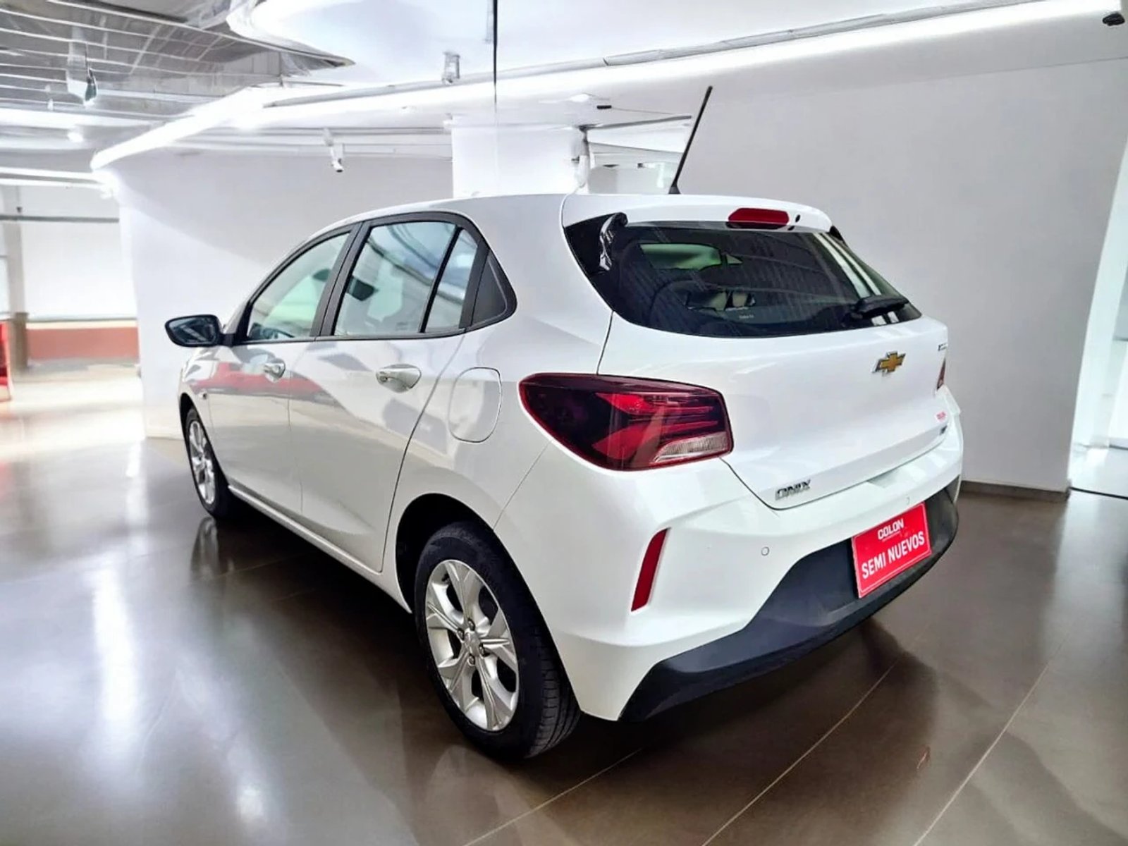 Chevrolet ONIX HB 2024 - Foto 4 de 9