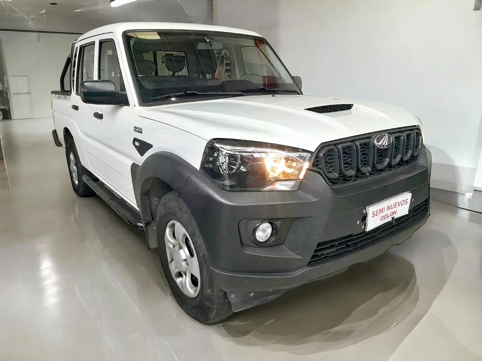 Mahindra PIK-UP UP D CAB CRDE 4P 2.2 2023 - Imagen 3 de 12