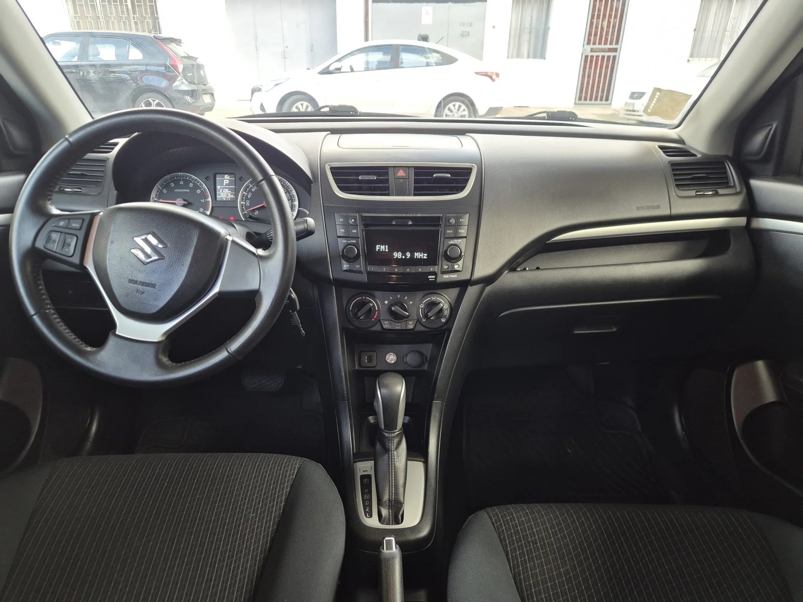 Suzuki SWIFT GLS HB 1.2 AUT 2016 - Imagen 10 de 14