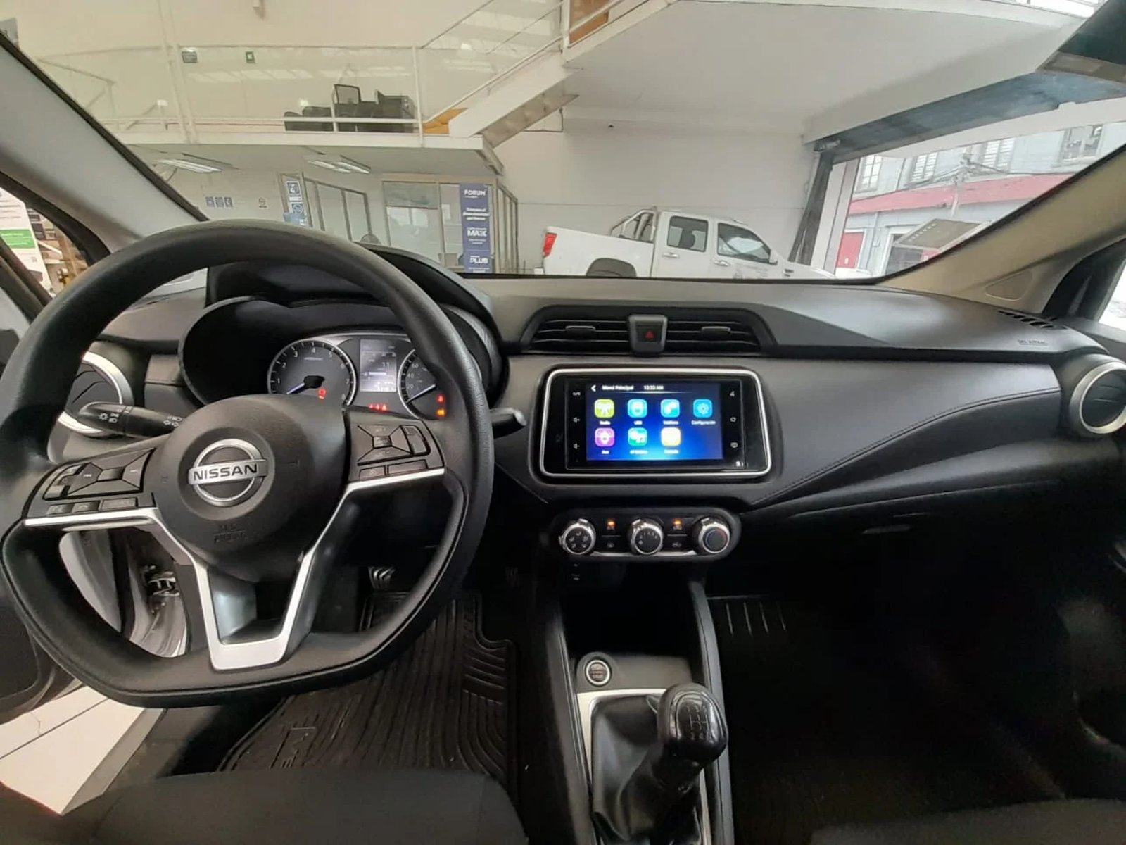 Nissan VERSA 2023 - Foto 5 de 8