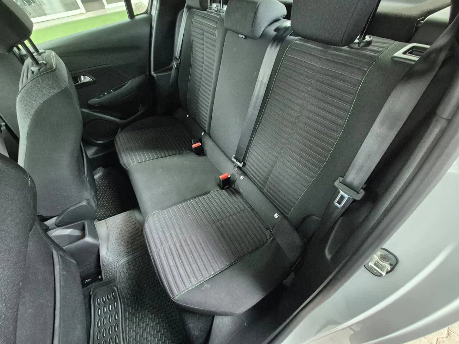 Peugeot 208 MCA ACTIVE PURETECH 75HP MT 2025 - Imagen 11 de 13