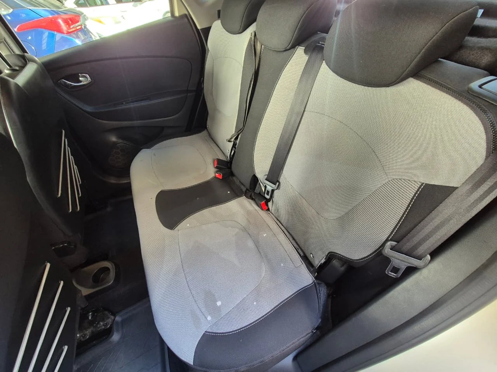 Renault CAPTUR DYNAMIQUE 1.5 2016 - Imagen 12 de 13