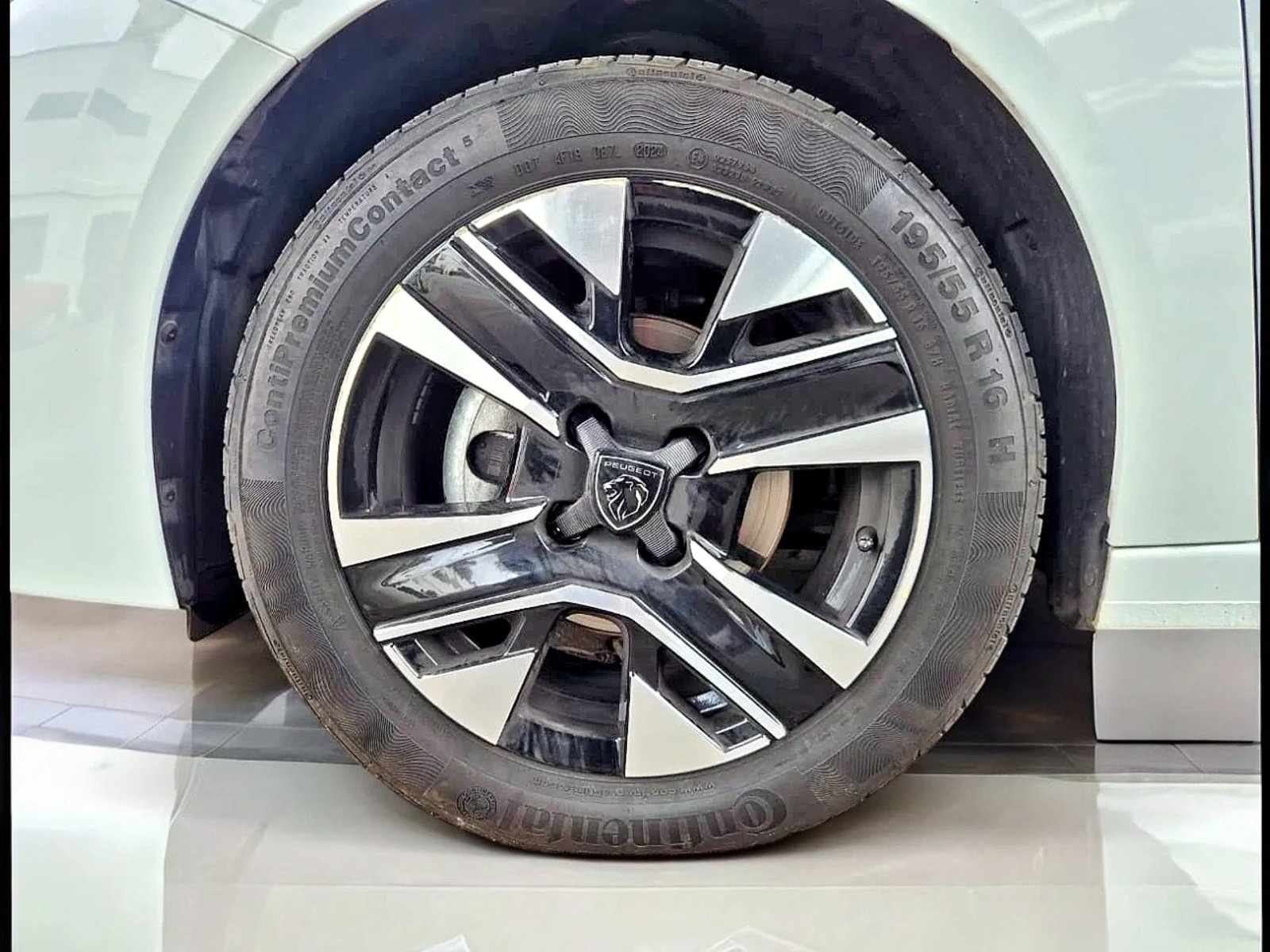 Peugeot 208 MCA ACTIVE PURETECH 75HP MT 2025 - Imagen 13 de 13