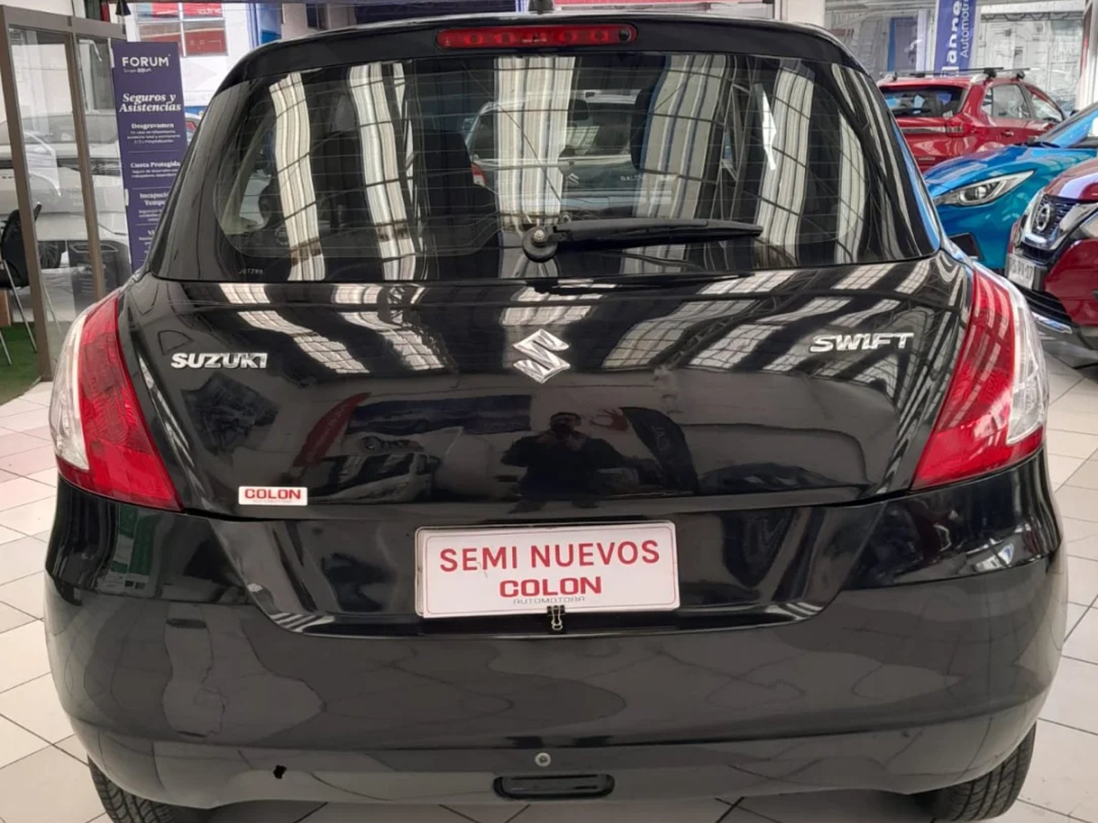 Suzuki SWIFT GL 1.2 2017 - Foto 5 de 10