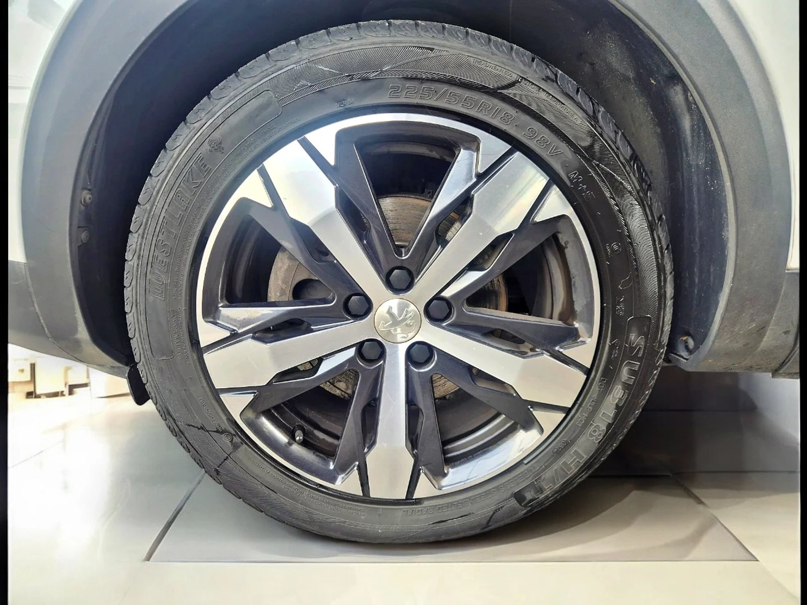 Peugeot 3008 ALLURE 1.6 BLUEHDI EAT6 2019 - Imagen 13 de 13
