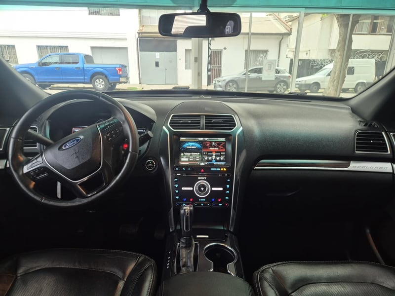 Ford EXPLORER LIMITED 3.5 2016 - Imagen 9 de 13