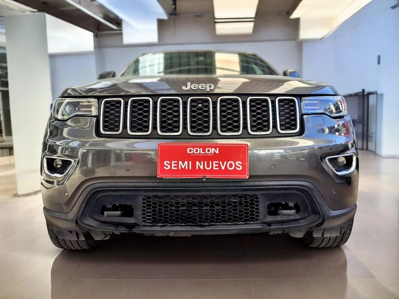 Jeep GRAND CHEROKEE LAREDO 4X2 3.6L 2021