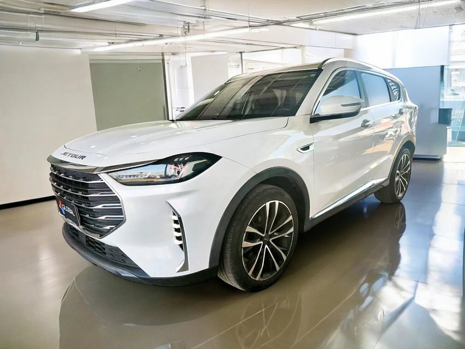 Jetour X70 PLUS 1.6 AUT 2024 - Imagen 3 de 8