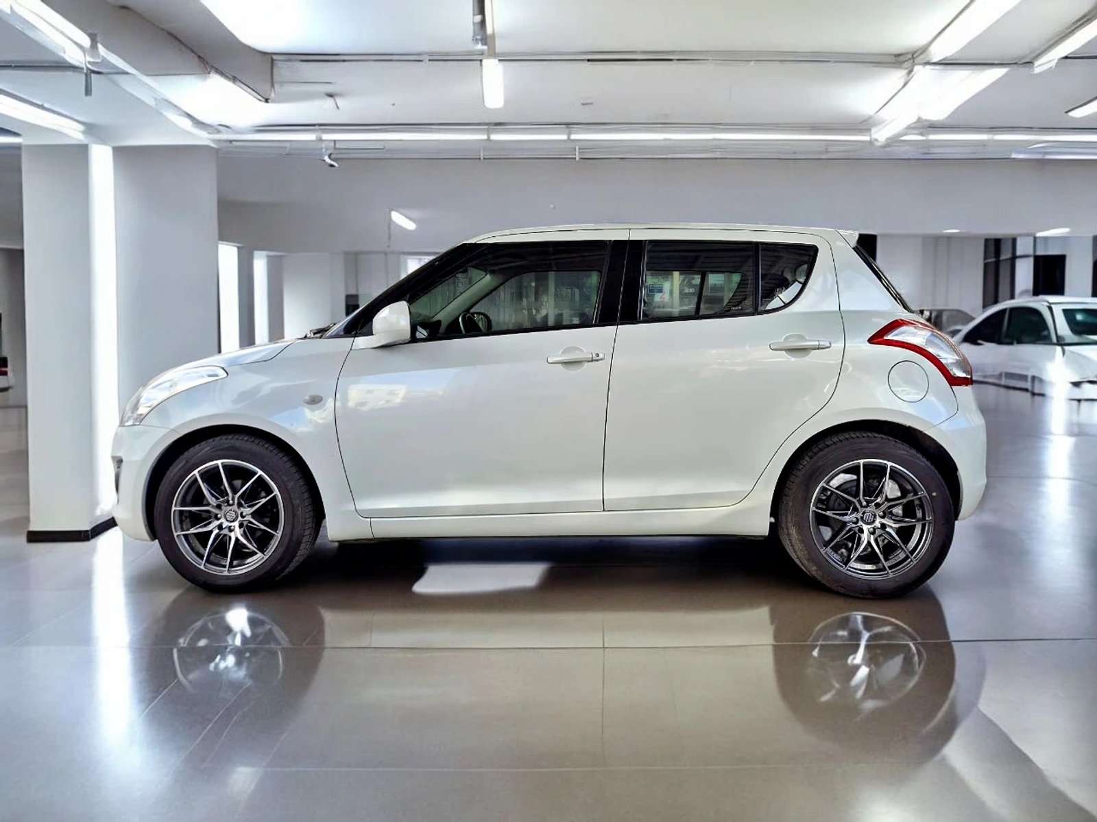 Suzuki SWIFT GLS HB 1.2 AUT 2016 - Imagen 8 de 14