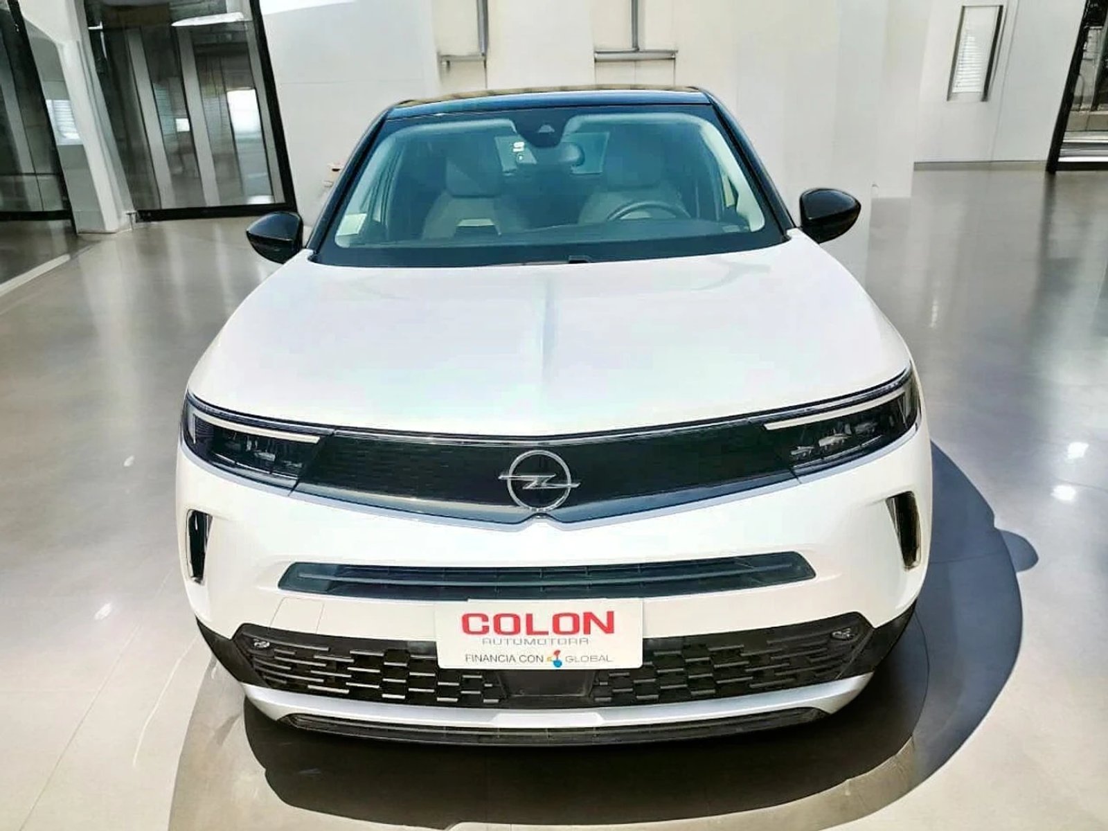 Opel MOKKA X ENJOY 1.2 MT6 130 2023 - Foto 2 de 9