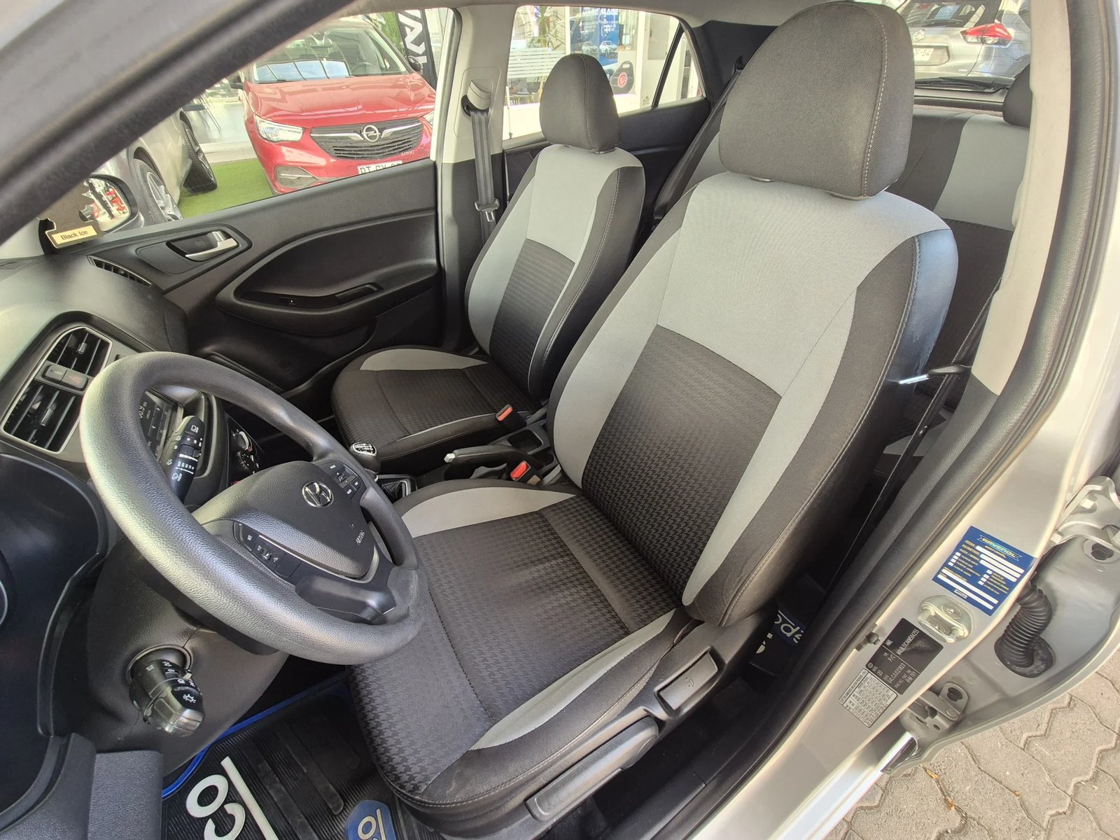 Hyundai I20 2019 - Imagen 10 de 13