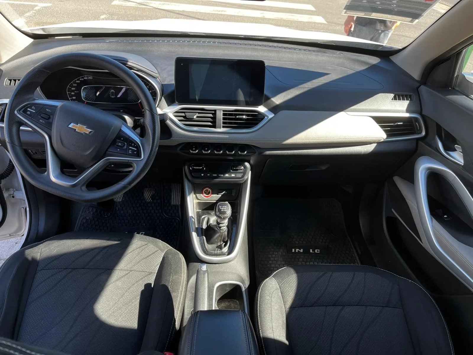 Chevrolet GROOVE 1.5L LTZ MT 2022 - Imagen 7 de 9