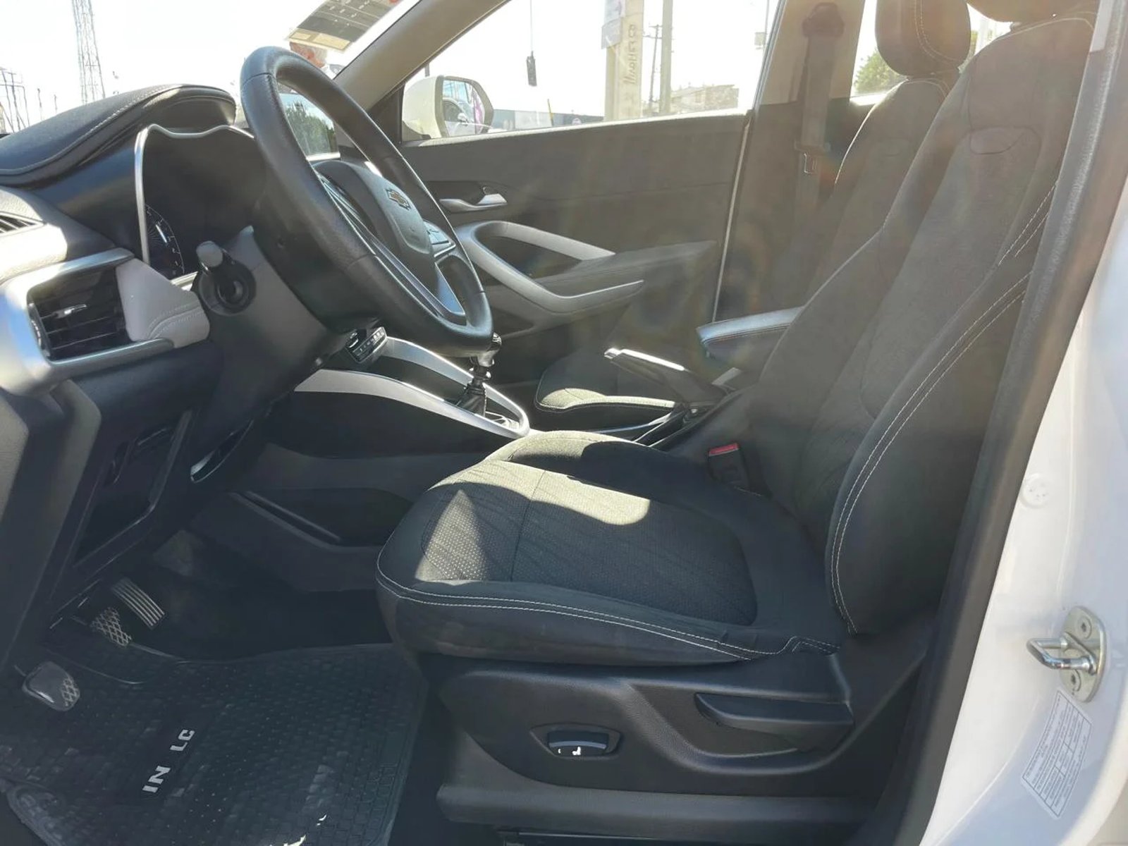 Chevrolet GROOVE 1.5L LTZ MT 2022 - Imagen 8 de 9