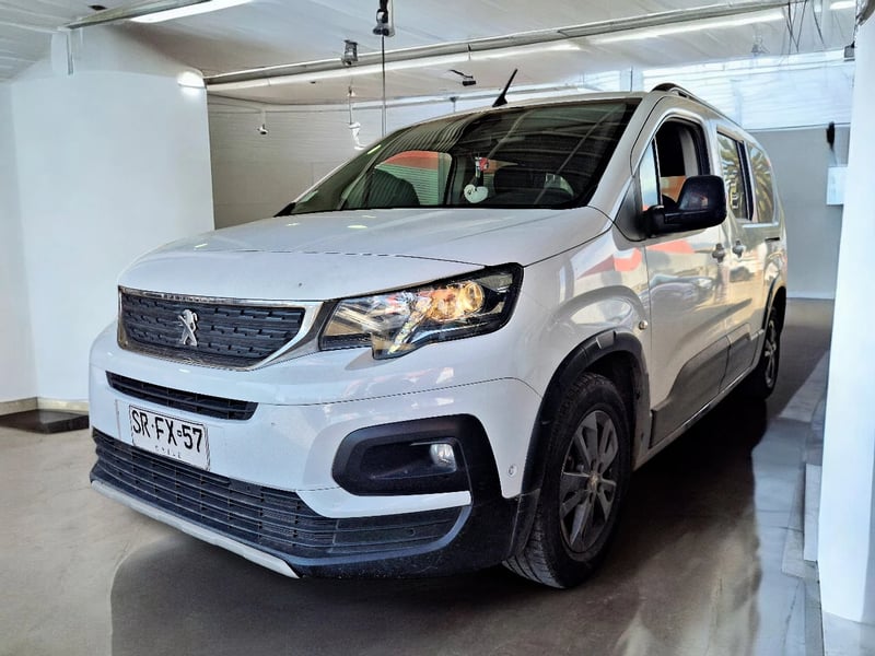 Peugeot RIFTER ALLURE BLUEHDI 130 EAT8 2023 - Imagen 3 de 11